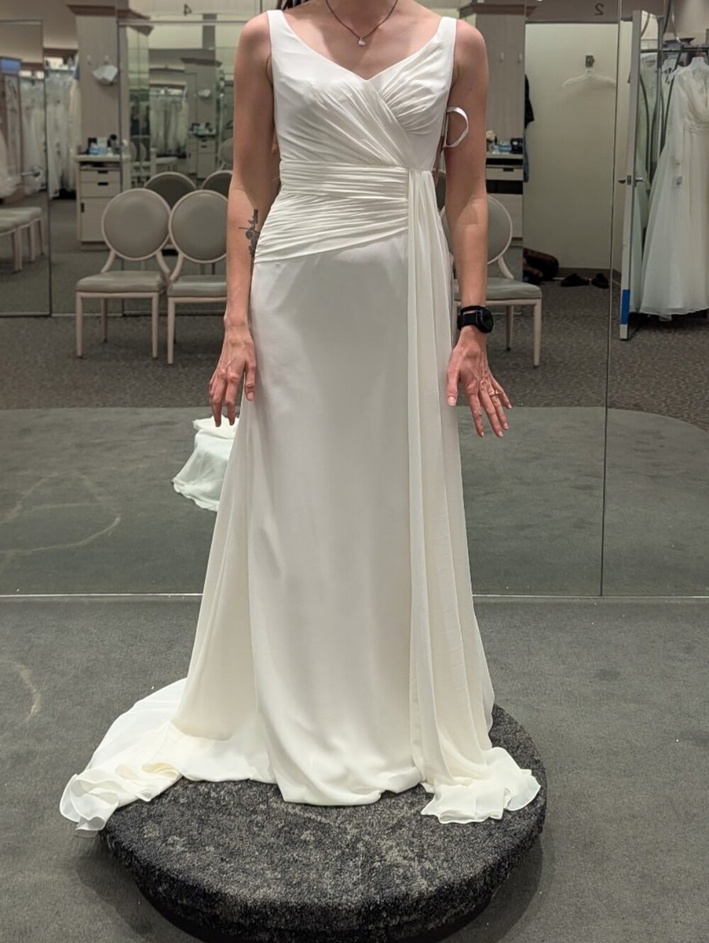 DB Studio SIZE 6 Wedding Dress
